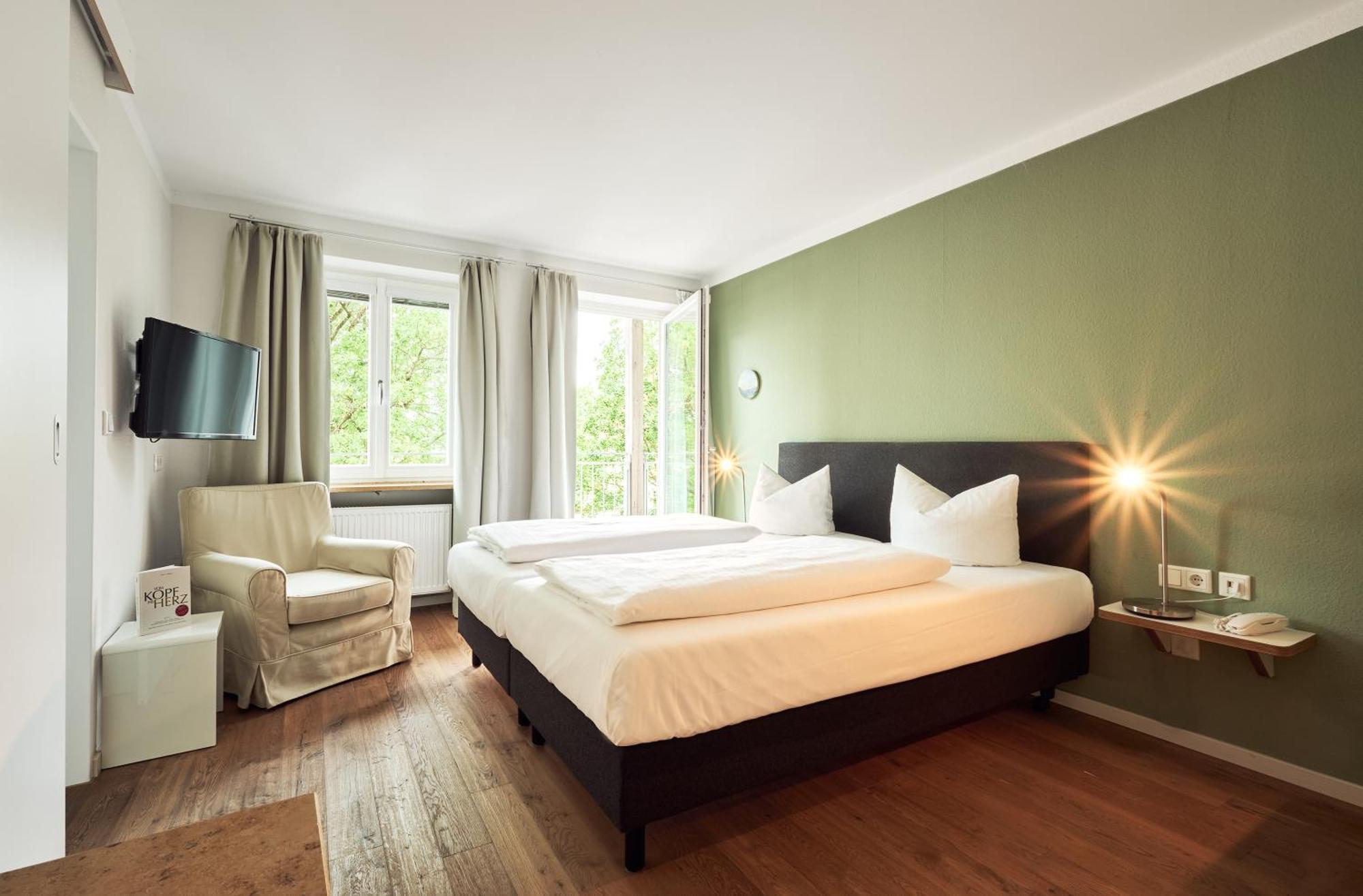 Fuchsbraeu Hotel Beilngries Bagian luar foto