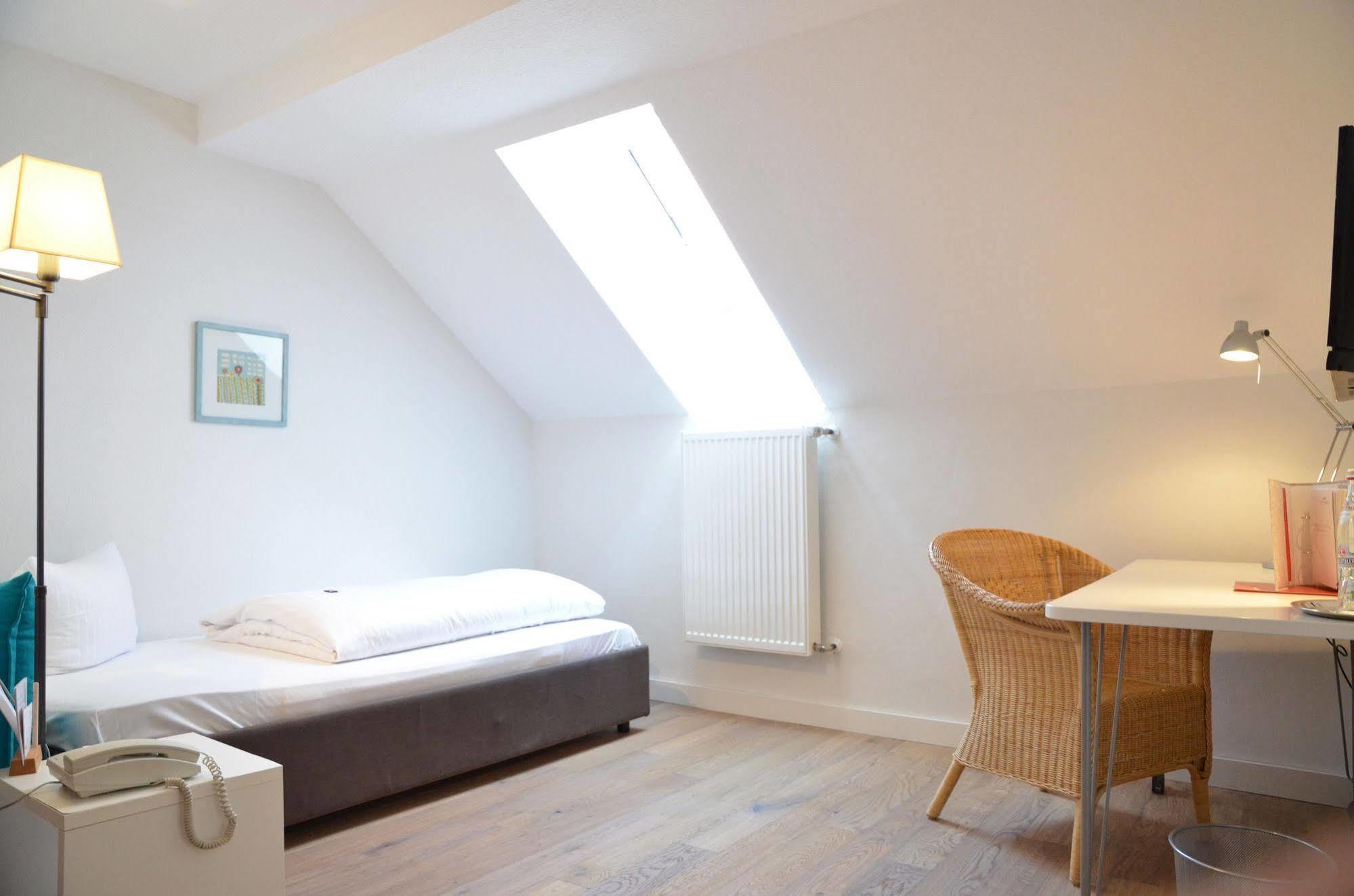 Fuchsbraeu Hotel Beilngries Bagian luar foto